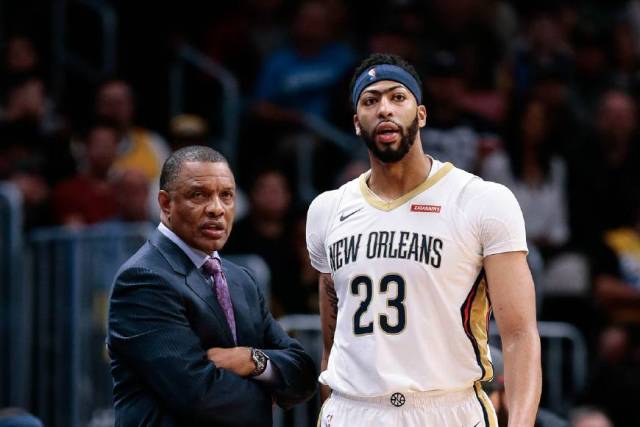 在欧洲足坛 在欧洲足坛