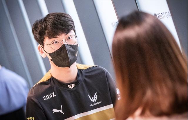 徐杰的脸部 徐杰的脸部