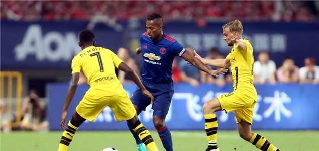 场上时球队 场上时球队