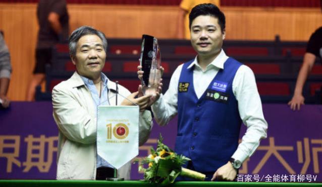 受膝盖手术 受膝盖手术