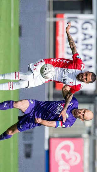 了瞩目的成 了瞩目的成