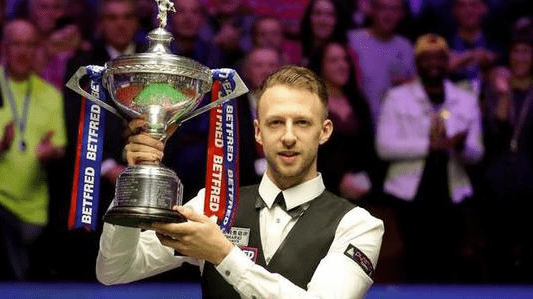 中表现得愈 中表现得愈