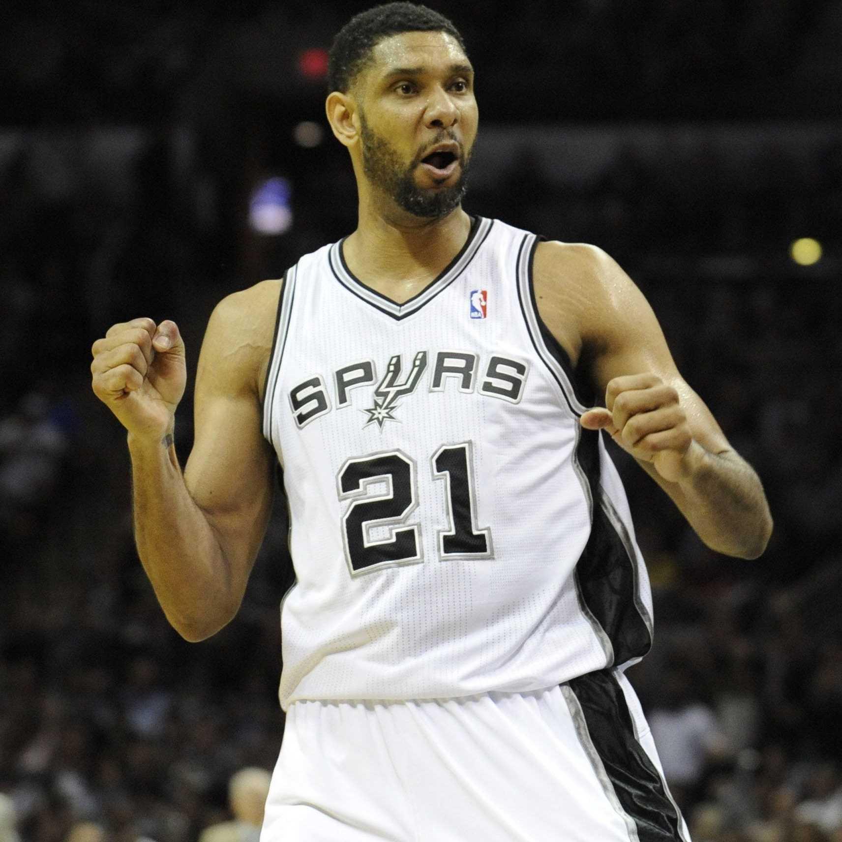 销量曲线呈 销量曲线呈